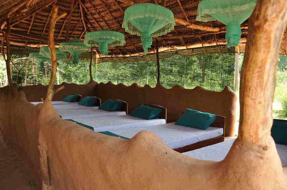 Hotel Yala Beddegama Eco à Kataragama Extérieur photo